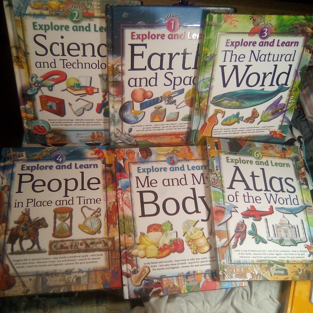 SET $150........EXPENSIVE EXPLORE AND LEARN BOOK SET PAID. $369.